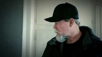Squatters 2025 S01E04 WEB H264-RBB